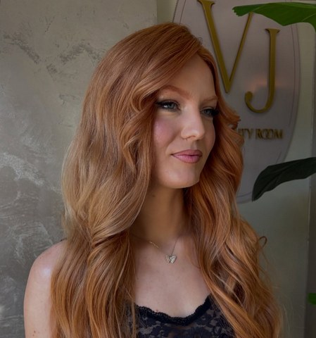 Farbana kosa u toplim bakrenim tonovima, rad salona The Beauty Room